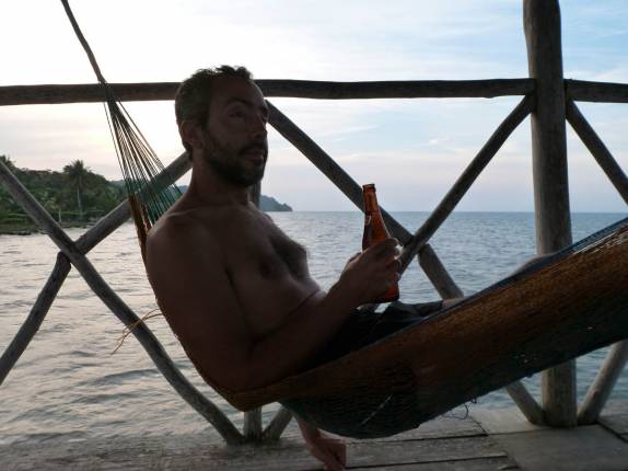 Mais patr]ao, impossível! Em praia de Livingston, no litoral da Guatemala